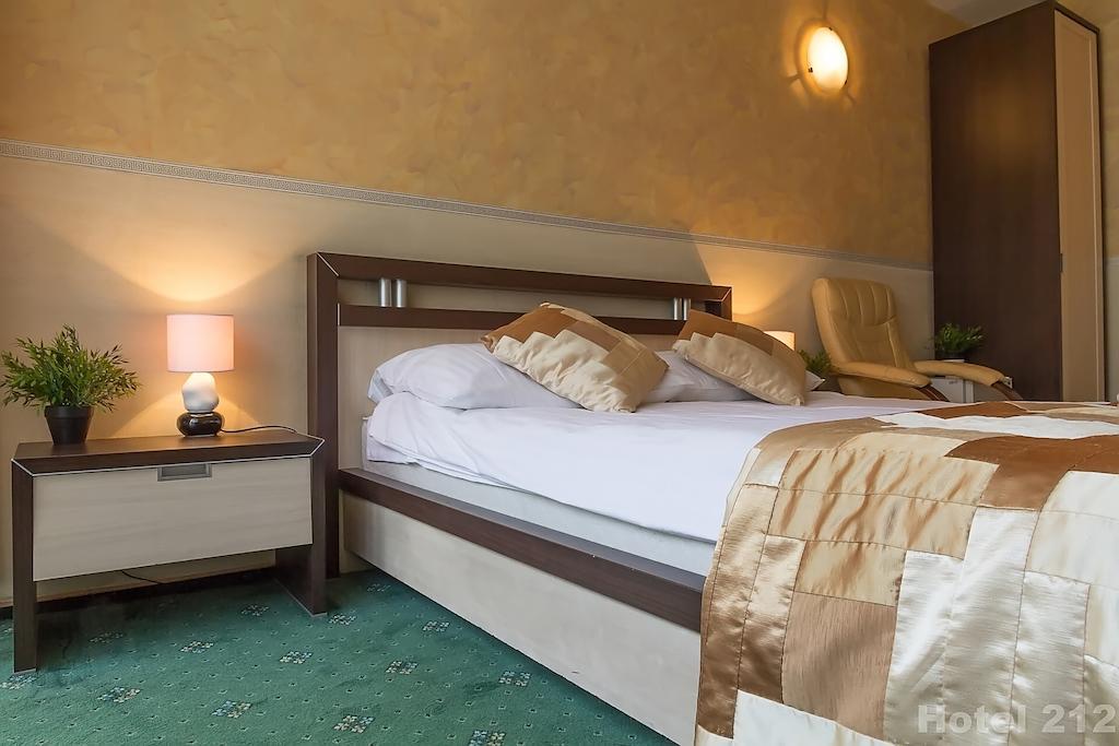 Hotel 212 Βαρσοβία Δωμάτιο φωτογραφία