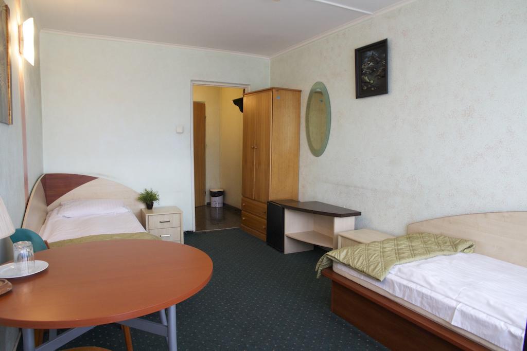 Hotel 212 Βαρσοβία Δωμάτιο φωτογραφία